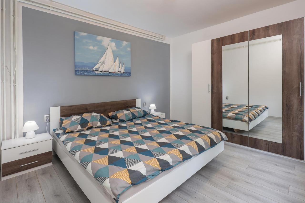 Apartman Lucia Rijeka Exterior foto